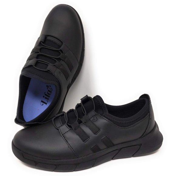 Shoes For Crews Shoes - New. Shoes for Crews. Oil and Slip Resistant. Med.